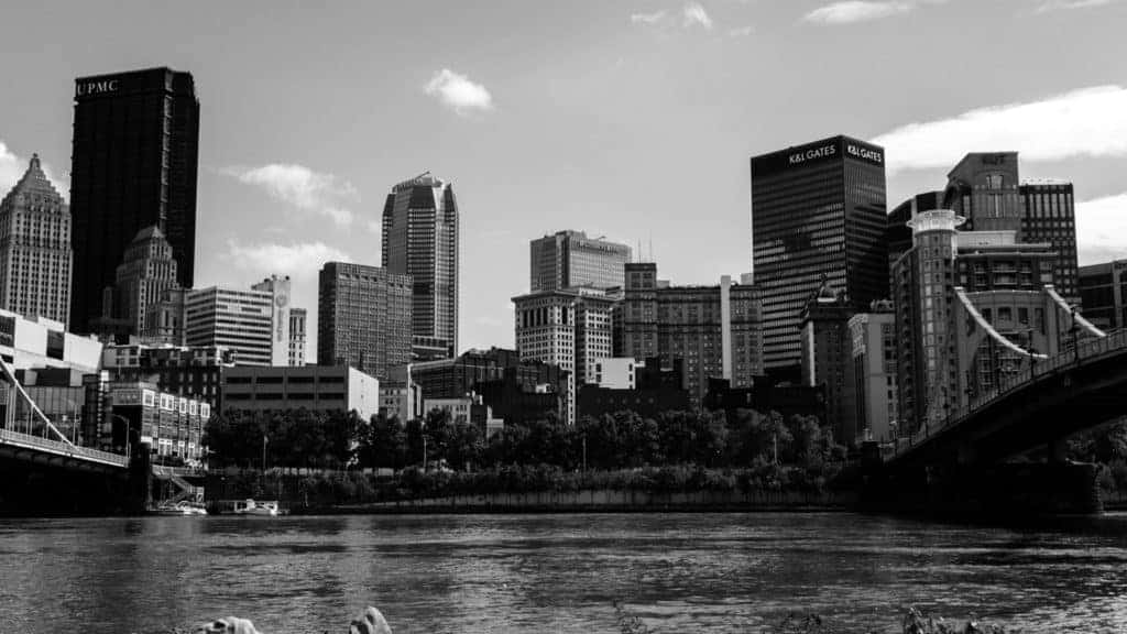 Taylor-Handy-Photo-Skyline-Pittsburgh-Black-White Instagram, Buildings