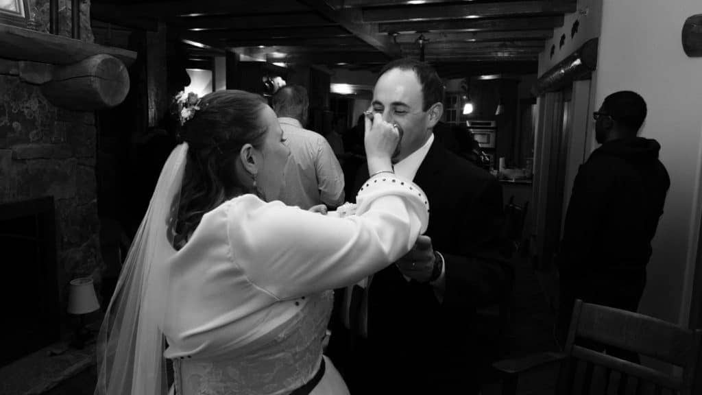 Liberman Cake Wedding Black and White Fun Colorado TaylorHandyPhot